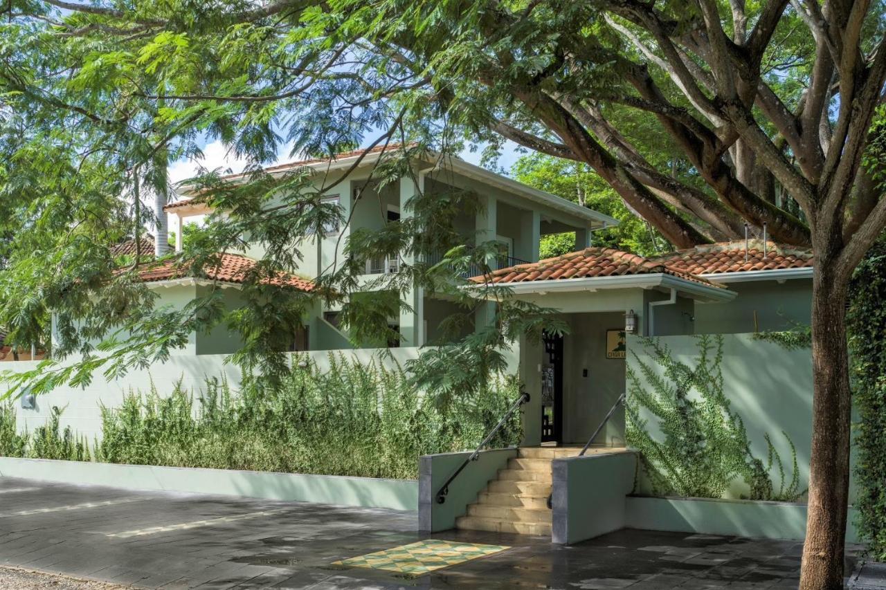 Hotel Casa Leona Tamarindo Exterior photo