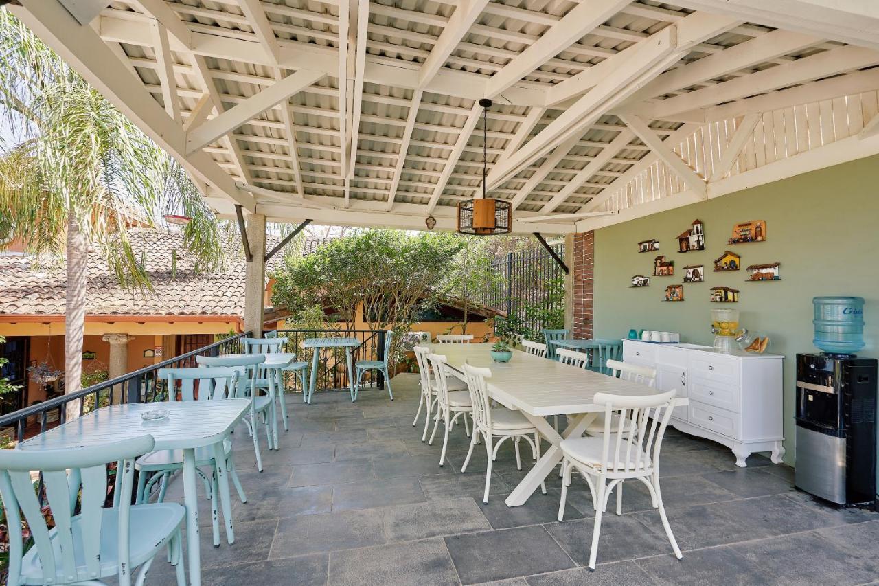 Hotel Casa Leona Tamarindo Exterior photo